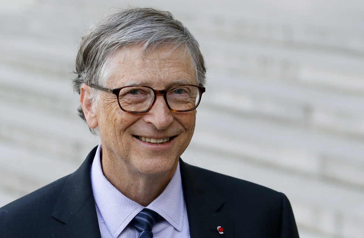 During Bill Gates' Microsoft days, he thought 'sleeping a lot was lazy'—now he needs 7 hours a ...