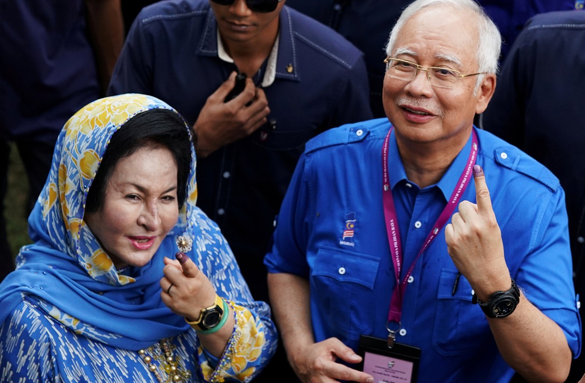 Najib and Rosmah featured in Netflix’s investigative series on corruption, ‘Dirty Money’