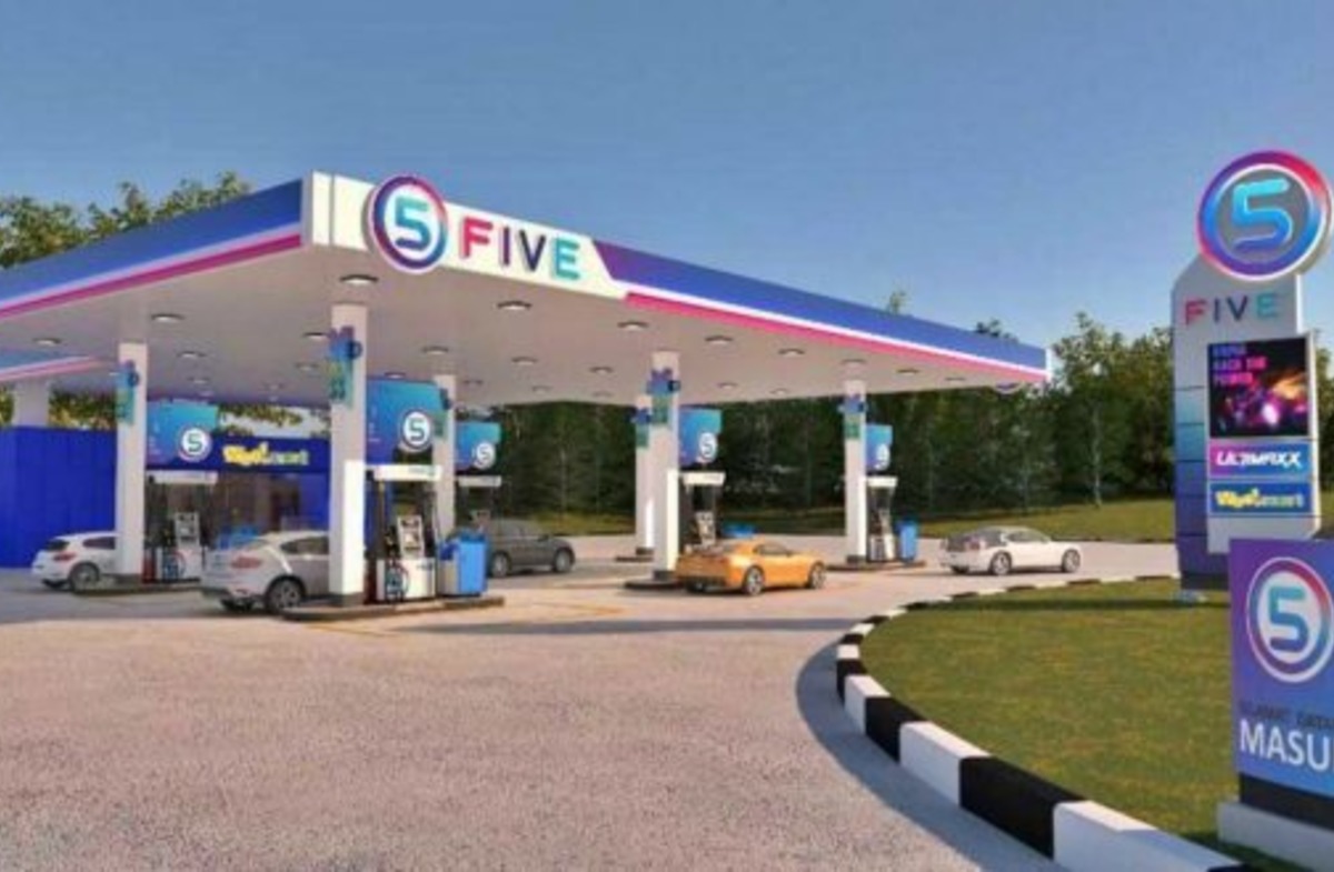 FIVE petrol station opens in Malaysia