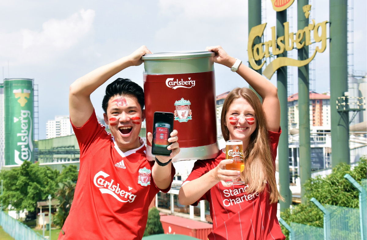 Carlsberg offers exclusive red kit to fans of the Champions of England