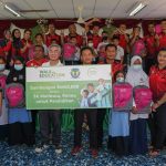 ASTRO KASIH Presents RM140,000 to 3 Schools in East Malaysia for Education
