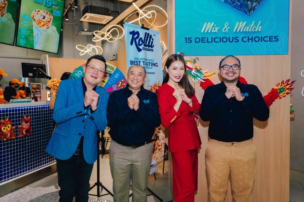 From L-R_ Keith Loh [CEO of Rollti], Pak Saiful [COO of Rollti], Amber Chia [Ambassador of Rollti], Frederick Chan [Director of Rollti] Large