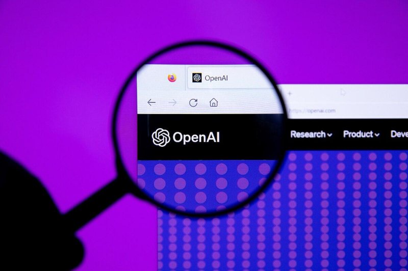 OpenAI-makes-ChatGPT-available-to-users-without-need-to-create-account