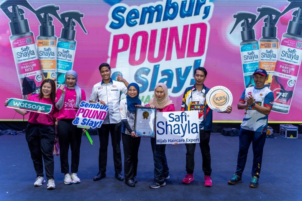 04 Sembur, POUND & Slay made Malaysian History by being the largest POUND Fit workout in the female category Large