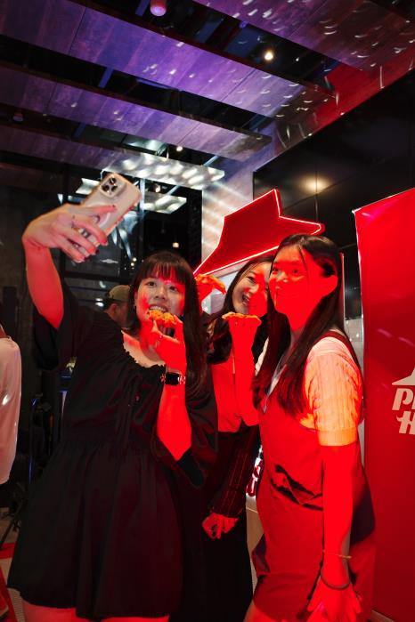Pizza Hut Malaysia Gets Hijacked By Its Alter Ego — Turns Into Party Hut This Year-End 1 img36 | Pizza Hut Malaysia Gets Hijacked By Its Alter Ego — Turns Into Party Hut This Year-End