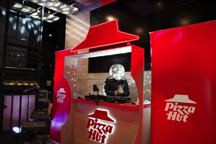 Pizza Hut Malaysia Gets Hijacked By Its Alter Ego — Turns Into Party Hut This Year-End 4 img37 | Pizza Hut Malaysia Gets Hijacked By Its Alter Ego — Turns Into Party Hut This Year-End