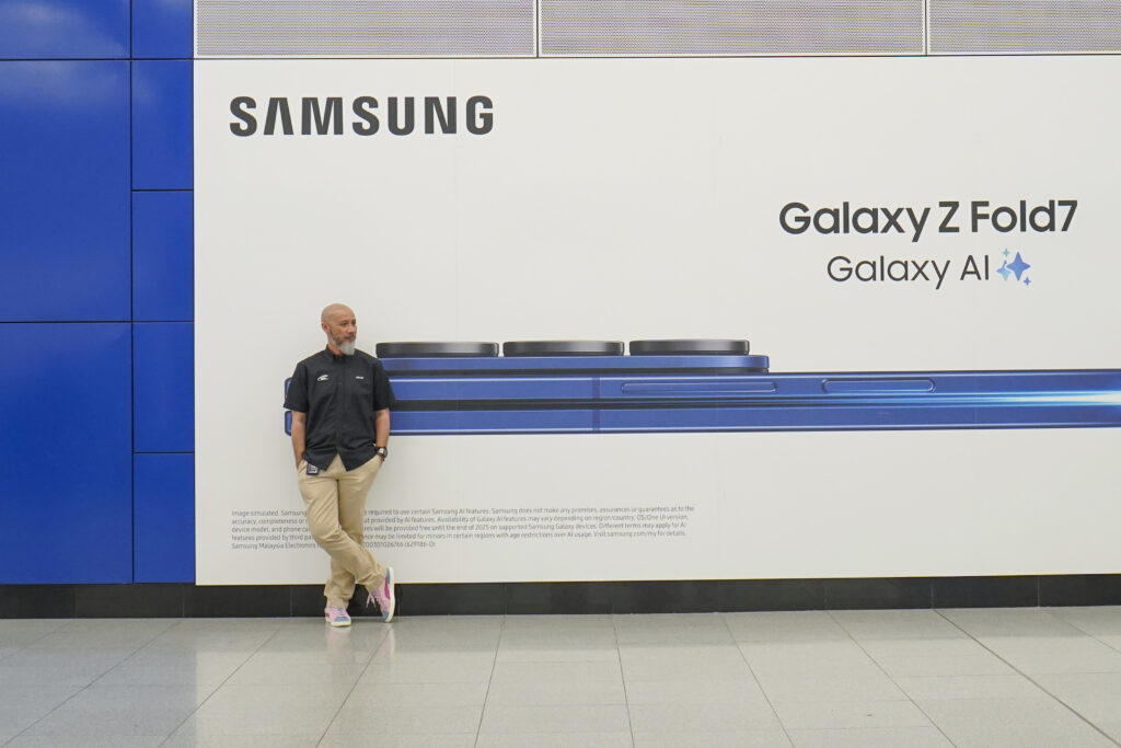 Advertising and lead Azlan.Mukhtat | Unlocking The Theatre of OOH With MRT Transit Marketing