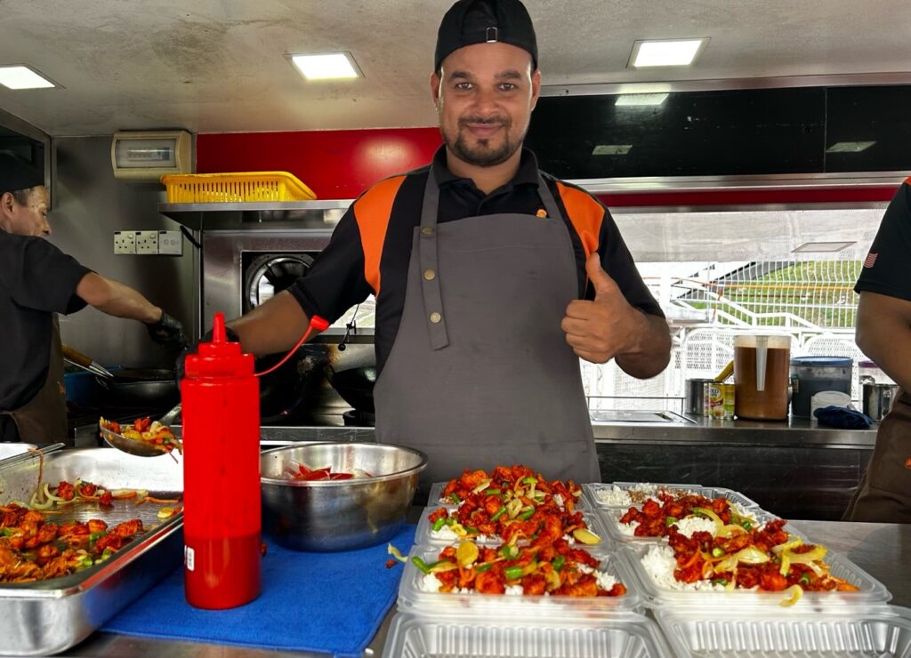 Picture7 | Sacred Commerce: The Cultural and Economic Power of Ramadan Markets In Malaysia and Indonesia