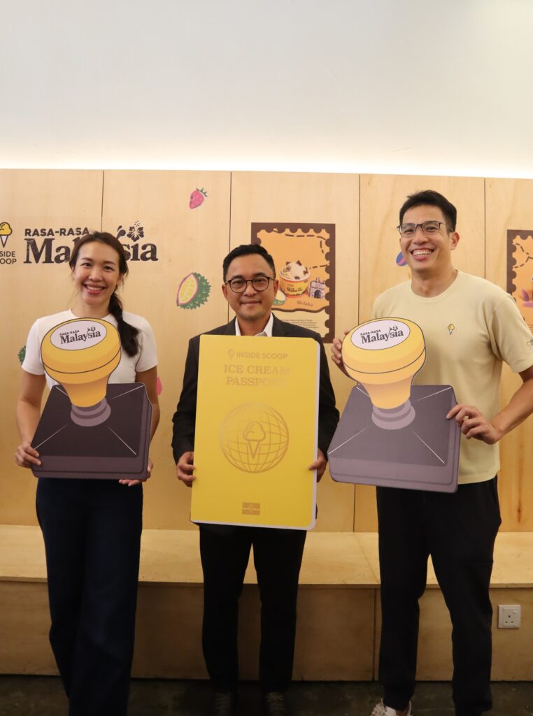 From left Ms Lim Shiew Li Co Founder of Inside Scoop Encik Wizani bin Rosmin Senior Director Management Tourism Malaysia and Mr Edmund Tan Co Founder of Inside Scoop | GO HAS THE INSIDE SCOOP FOR MALAYSIA’S SWEETEST TRAVEL-INSPIRED CAMPAIGN