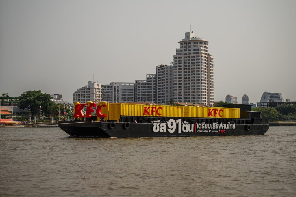 KFC Cheesy Lava 03 | KFC Thailand Turns the Chao Phraya into a River of Cheese