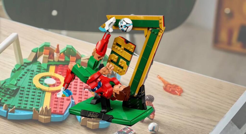 LEGO Seats Messi and Ronaldo Tt One Table, Then Rewrites The Rules of Football Marketing 6 e38c3262 66d7 48d1 9e25 7ecba5b7e8a8 | LEGO Seats Messi and Ronaldo Tt One Table, Then Rewrites The Rules of Football Marketing