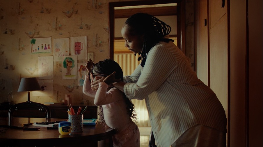 image 5 2 | Vaseline Celebrates Stubborn Everyday Love with ‘Love Hurts’